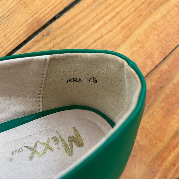 Emerald green flats with bow - Picture 3 of 4